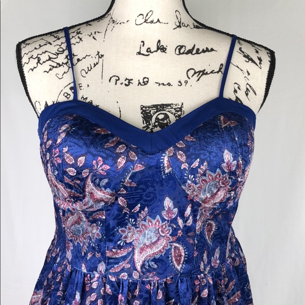 Blue Patterned Dress - Picture 2 of 3